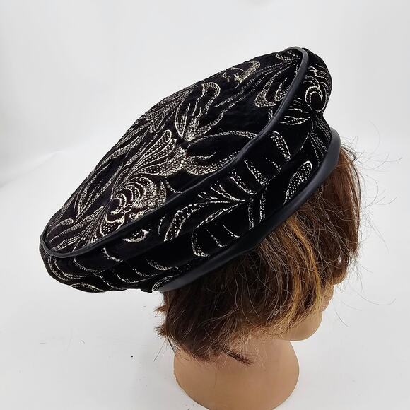 VTG Hat Evening Cocktail Cap Black & Gold Velvet Beret Dressy Formal Size XL - Picture 5 of 8